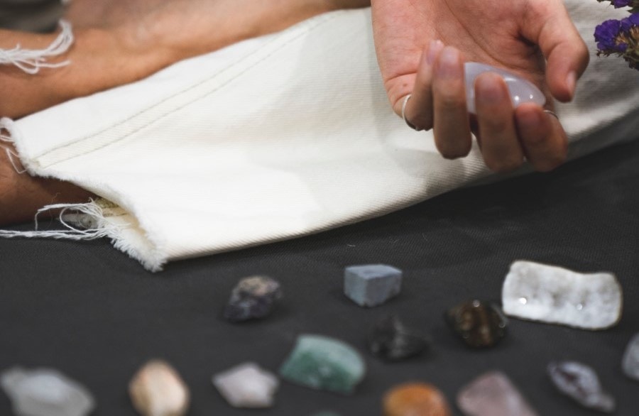 Crystal healing - how to tell if a crystal is real at home