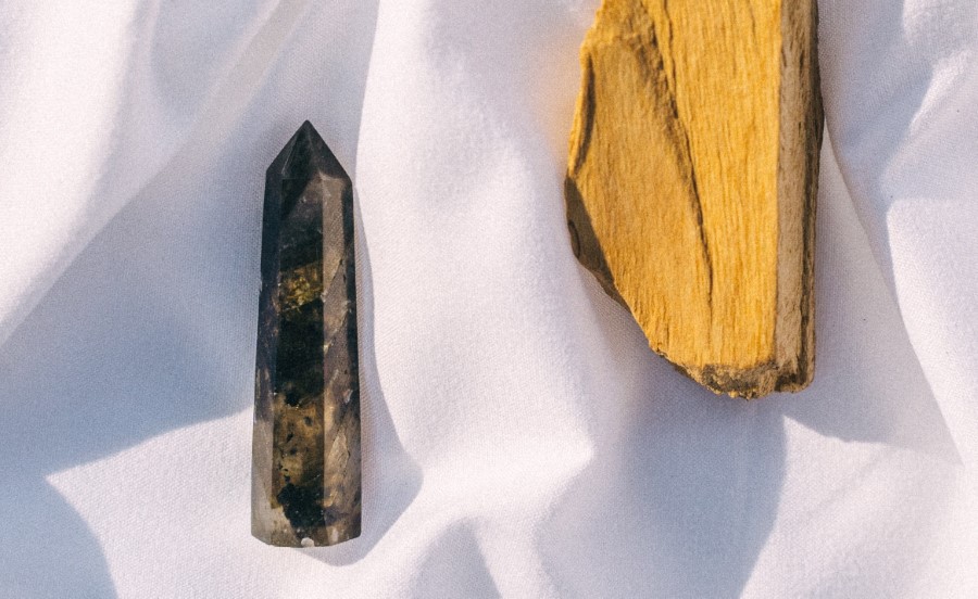 Crystal healing - how to tell if a crystal is real or fake