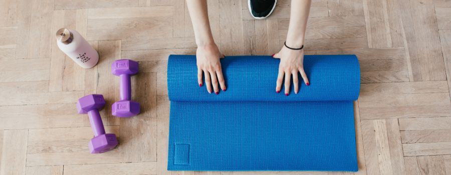 Benefits Of Gratitude Journaling Example Of Woman Exercising More With A Blue Yoga Mat