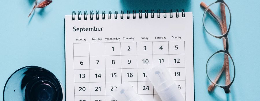 Best Journal Tips For Beginners Graphic Of A Calendar On A Blue Background For Tracking Or Taking On A Journal Challenge
